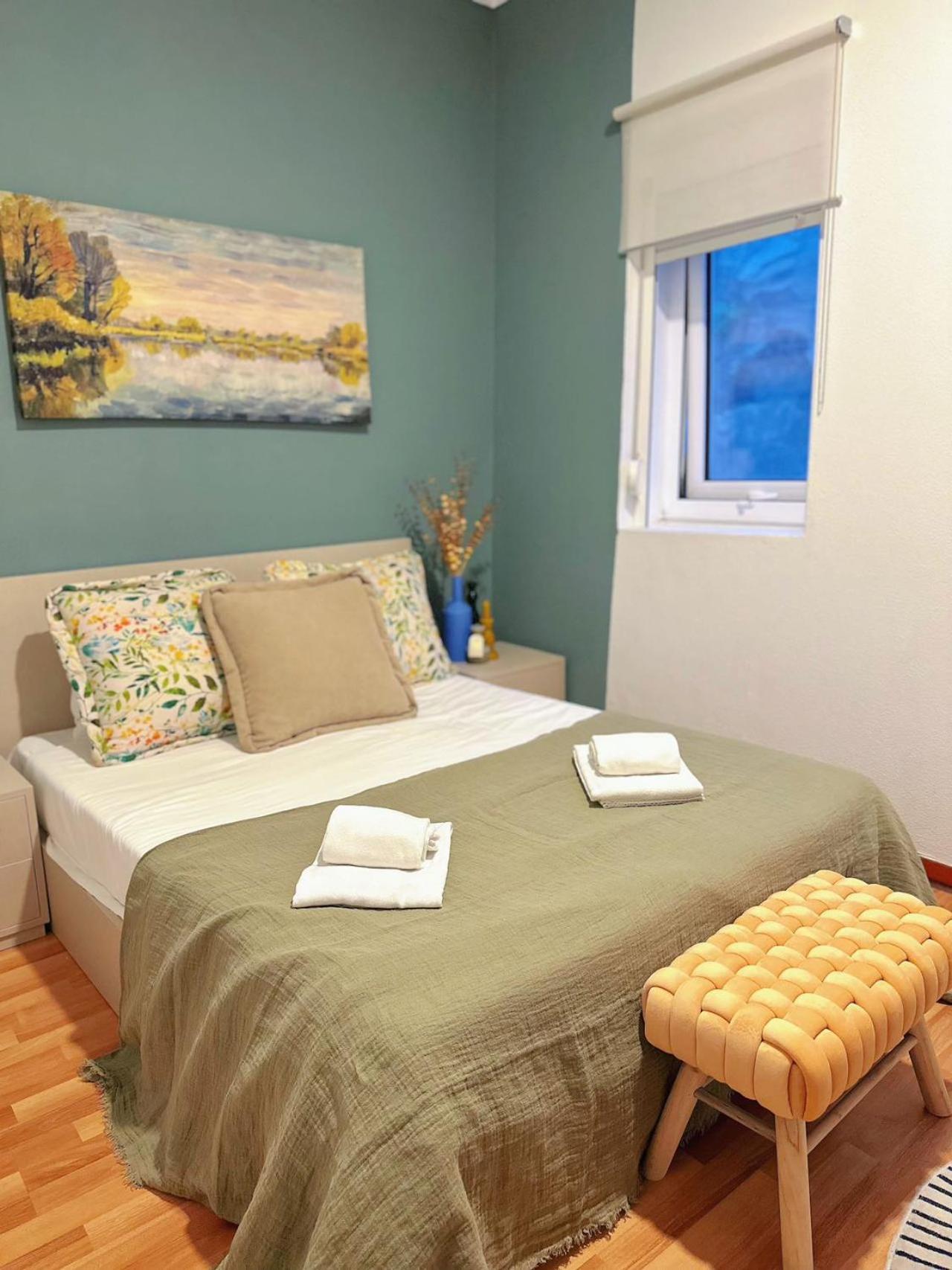 Downtown A Whole House Duplex Designed For Remote Work And Near Metro Lapa Hotell Porto Eksteriør bilde