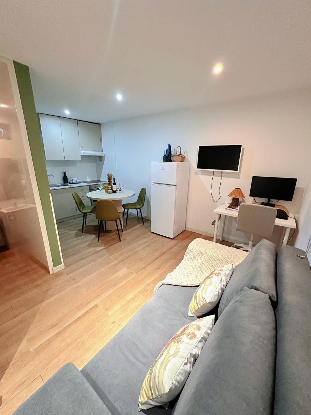 Downtown A Whole House Duplex Designed For Remote Work And Near Metro Lapa Hotell Porto Eksteriør bilde