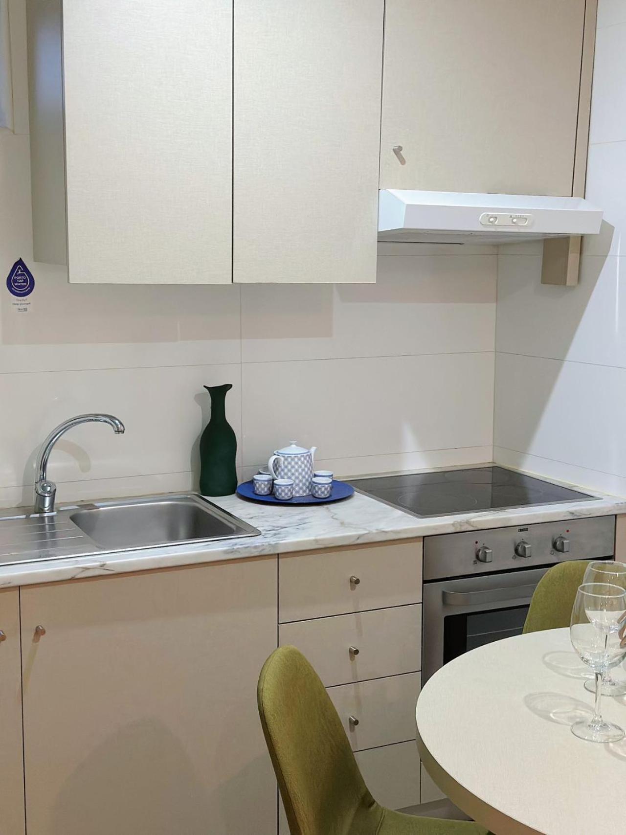 Downtown A Whole House Duplex Designed For Remote Work And Near Metro Lapa Hotell Porto Eksteriør bilde
