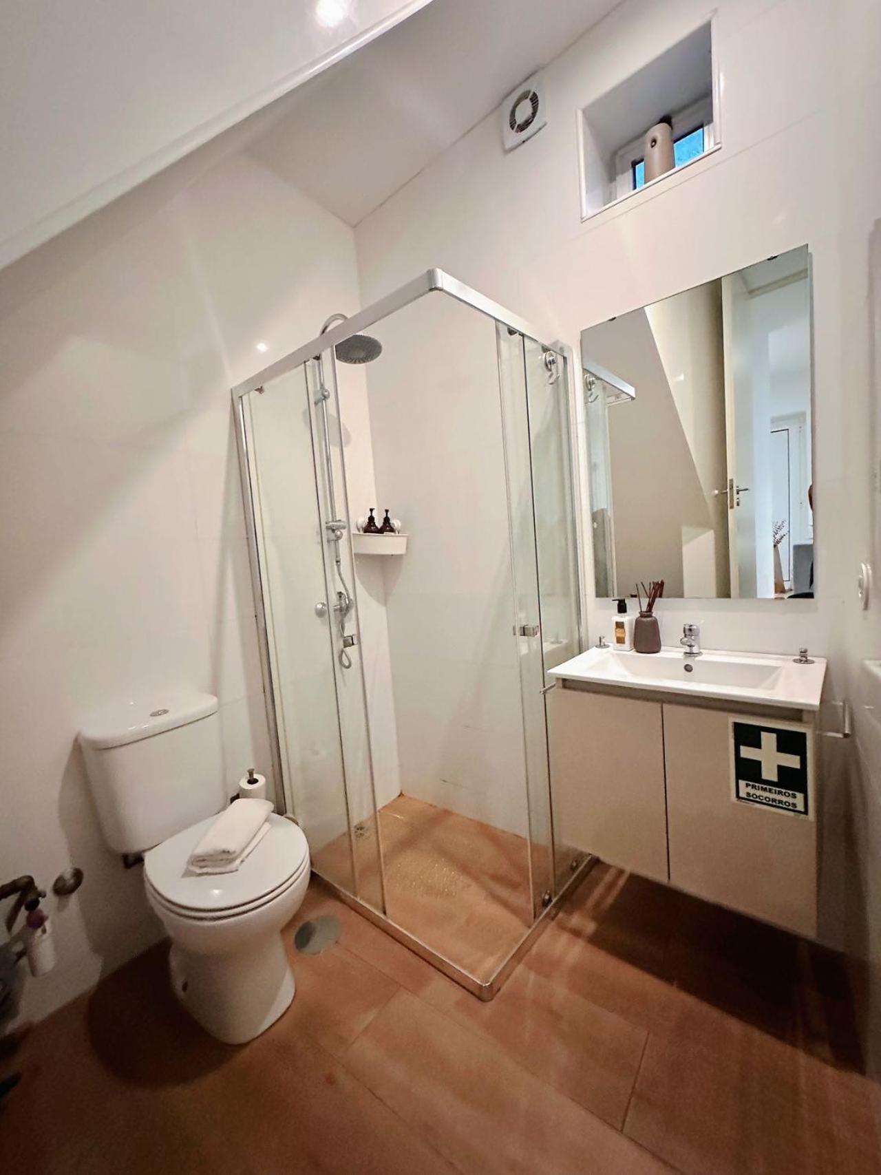 Downtown A Whole House Duplex Designed For Remote Work And Near Metro Lapa Hotell Porto Eksteriør bilde