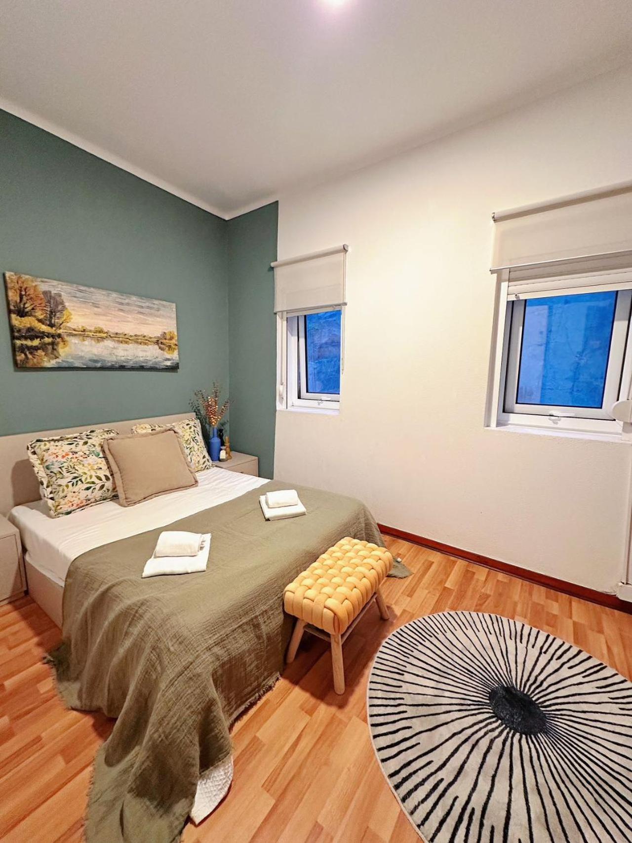 Downtown A Whole House Duplex Designed For Remote Work And Near Metro Lapa Hotell Porto Eksteriør bilde