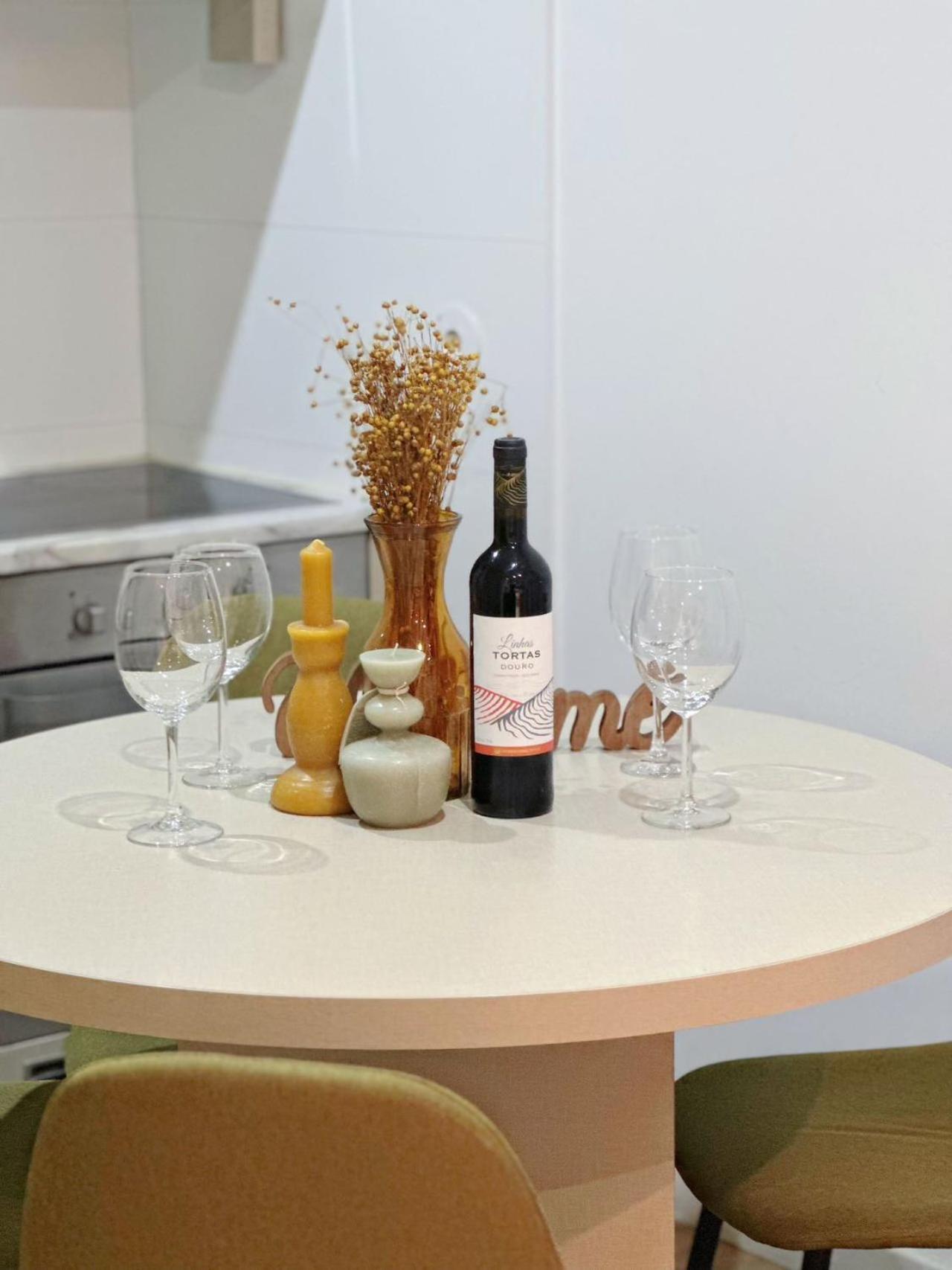 Downtown A Whole House Duplex Designed For Remote Work And Near Metro Lapa Hotell Porto Eksteriør bilde